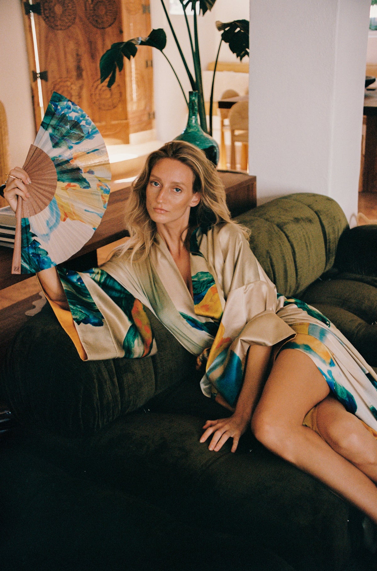 HUMMINGBIRD SKY HANDFAN