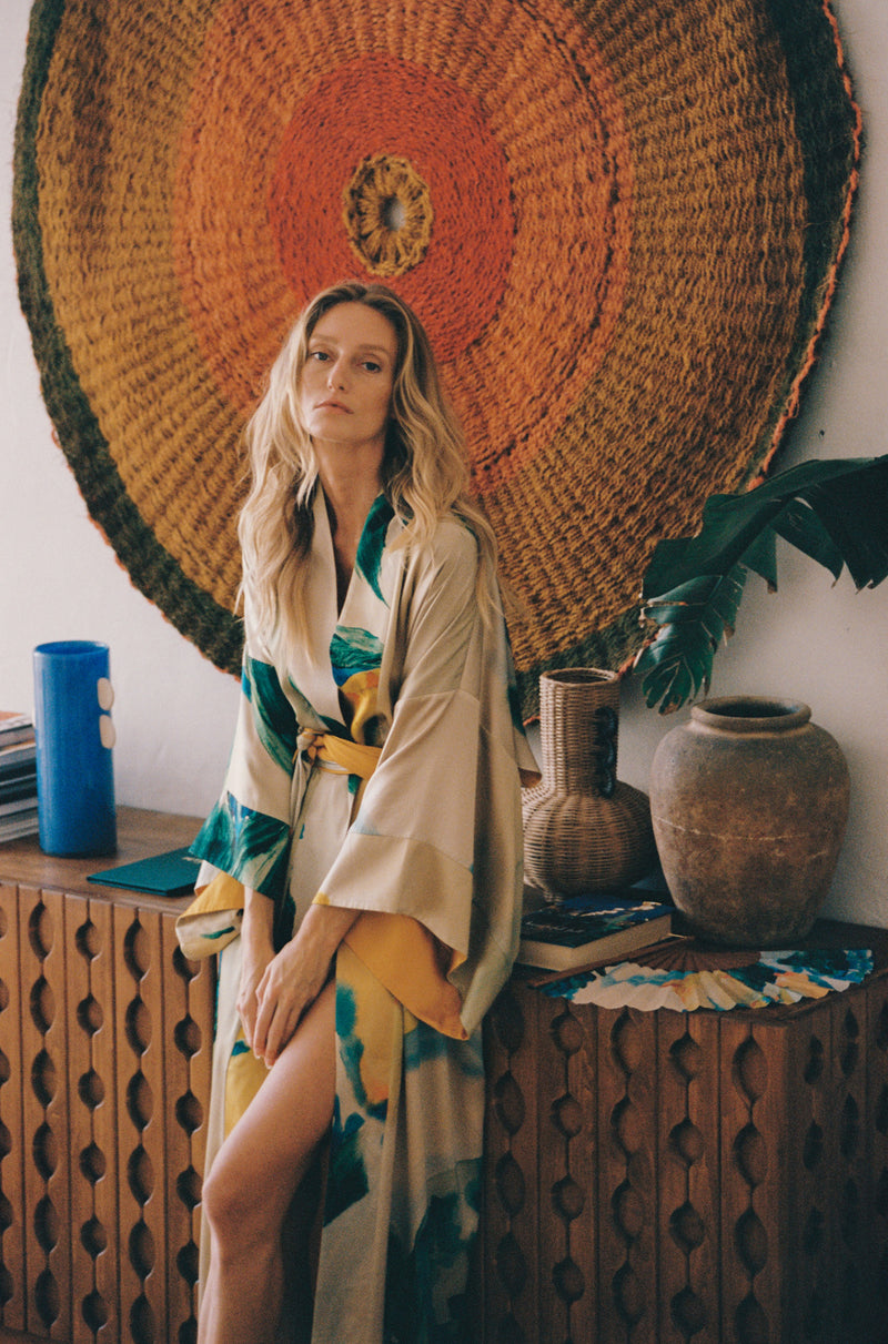 HUMMING BIRD SKY REVERSIBLE SILK KIMONO